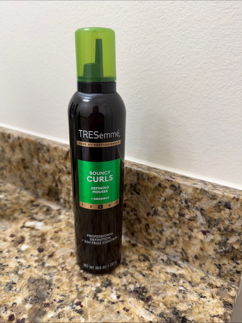 NWT TRESemmé Bouncy Curls Defining Mousse - coconut 3